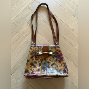 Patricia Nash LARONE French Tapestry Flowers LEATHER Shoulder Handbag Purse
